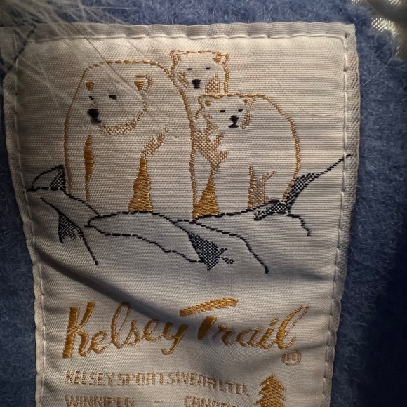 Made in Canada Women's Wool Coat with Inuit style embroidery designs. - Picture 4 of 12